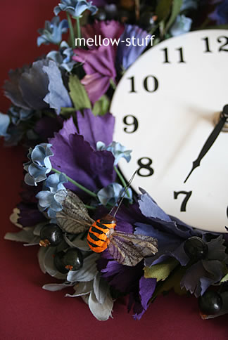 flower clock | p.35 | MELLEOW STUFF DESIGN | メロウスタフ | sumiko taniuchi | フォトグラファー | 写真撮影 | フラワーアレンジ | 東京都目黒区