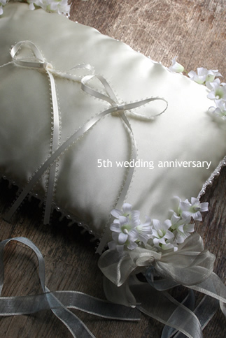 ５回目の結婚記念日 | p.150 | MELLEOW STUFF DESIGN | メロウスタフ | sumiko taniuchi | フォトグラファー | 写真撮影 | フラワーアレンジ | 東京都目黒区