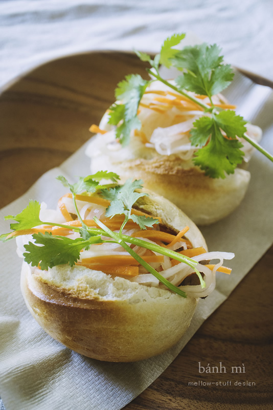 bánh mì バインミー | p.1288 | MELLEOW STUFF DESIGN | メロウスタフ | フォトグラファー | フラワーアレンジ | 東京都目黒区 | 子宮体癌 闘病