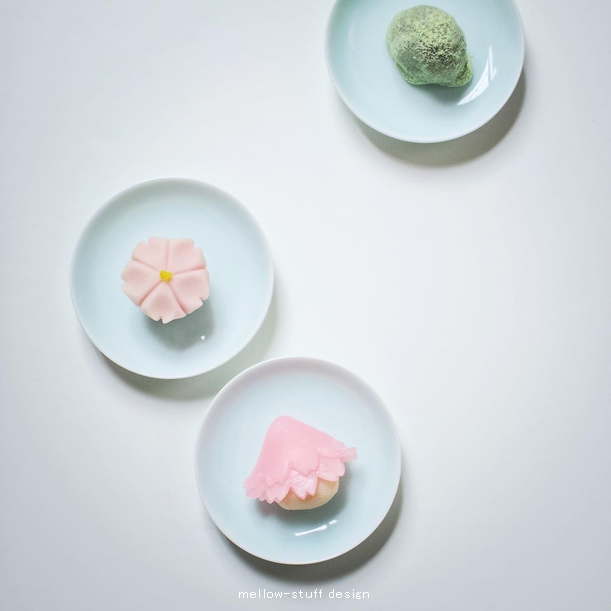 桜の時期の和菓子 | MELLEOW STUFF DESIGN | メロウスタフ | sumiko taniuchi | プロフォトグラファー | 写真撮影 | フラワーアレンジ | 東京都目黒区
